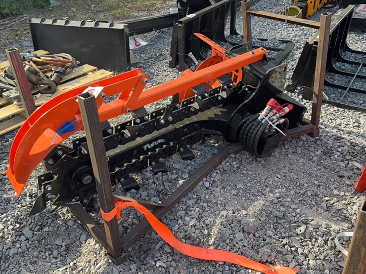 #6044-•-future-dingo-trencher-image-1