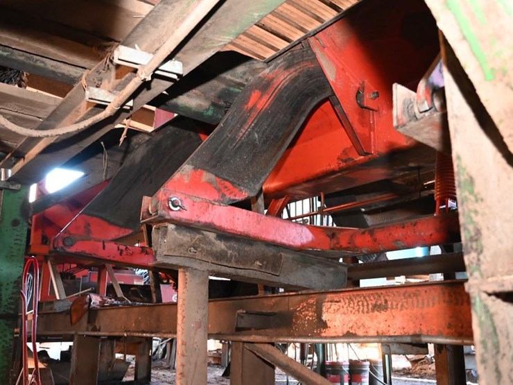 #111-•-morbark-outfeed-log-trough-image-9