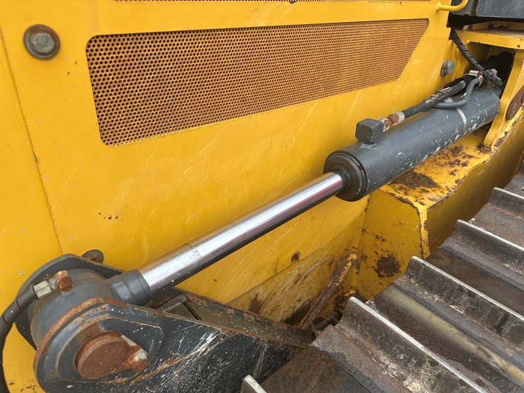 deere-550k-lgp-image-19