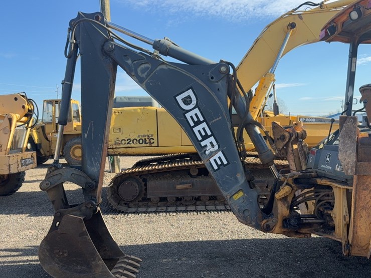 john-deere-310-image-8