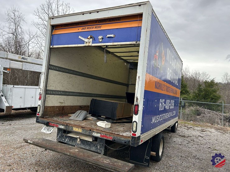 2017-ford-e450-image-7