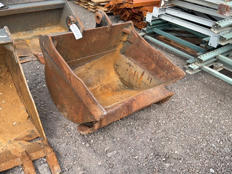 caterpillar-36-image-1