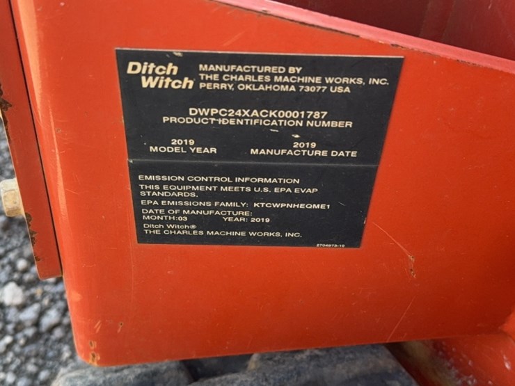 2019-ditch-witch-c24x-image-12