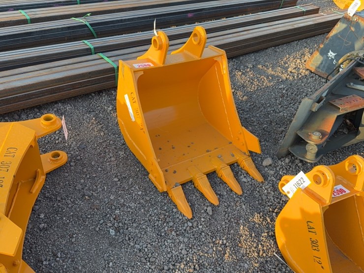 caterpillar-307-image-1