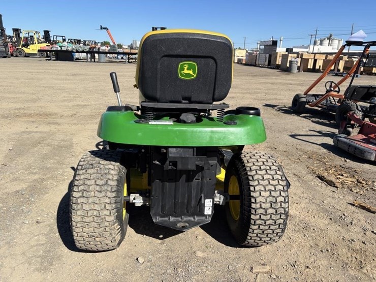 2016-john-deere-d110-image-6