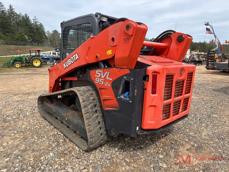 2017-kubota-svl95-2s-image-6