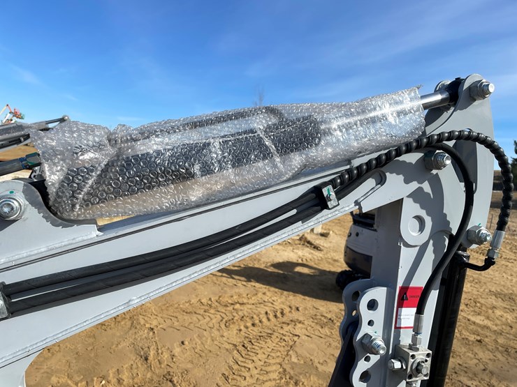 #1033-•-new-ats-me18-mini-excavator-image-25