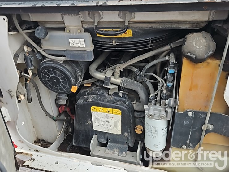 2023-bobcat-t76-image-23