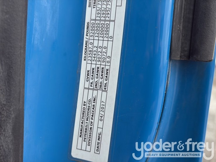 2018-peterbilt-579-image-121