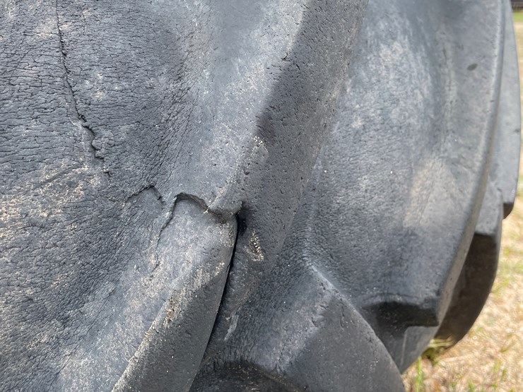 #4089-•-bf-goodrich-tractor-tire-image-7