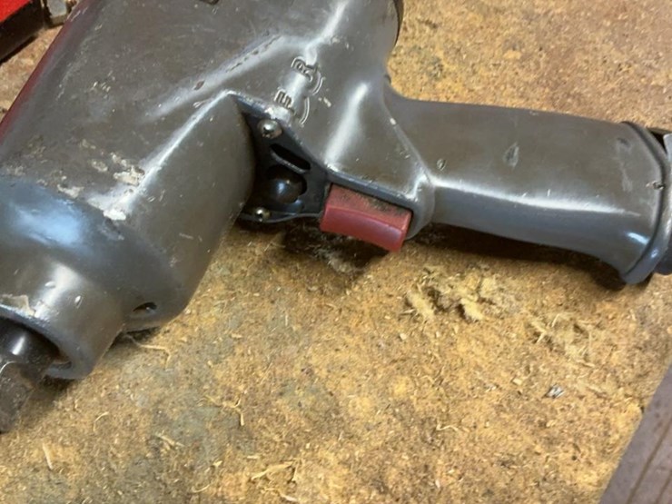 #106-•-tools-and-tool-chests-image-11