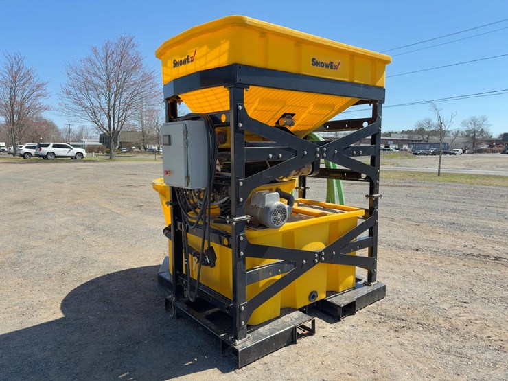 snow-ex-brine-making-machine-image-3