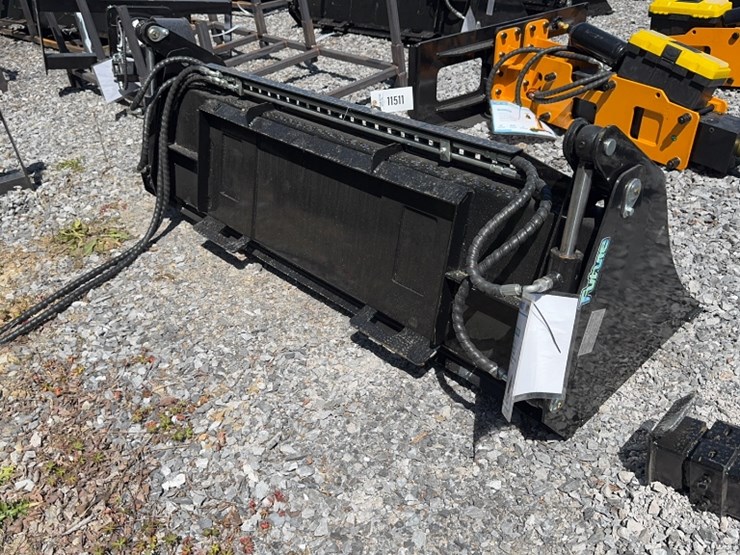 #6060-•-future-72"-skid-steer-4-in-1-bucket-image-3