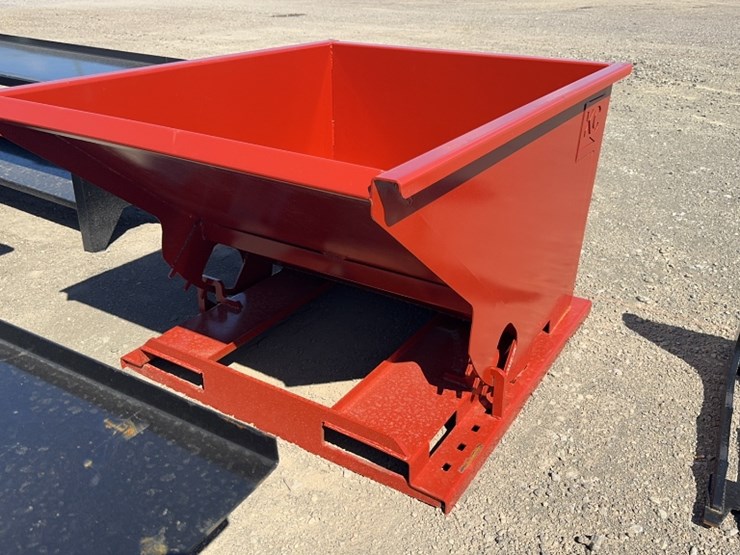#1005-•-medium-forklift-self-dumping-dumpster-image-5