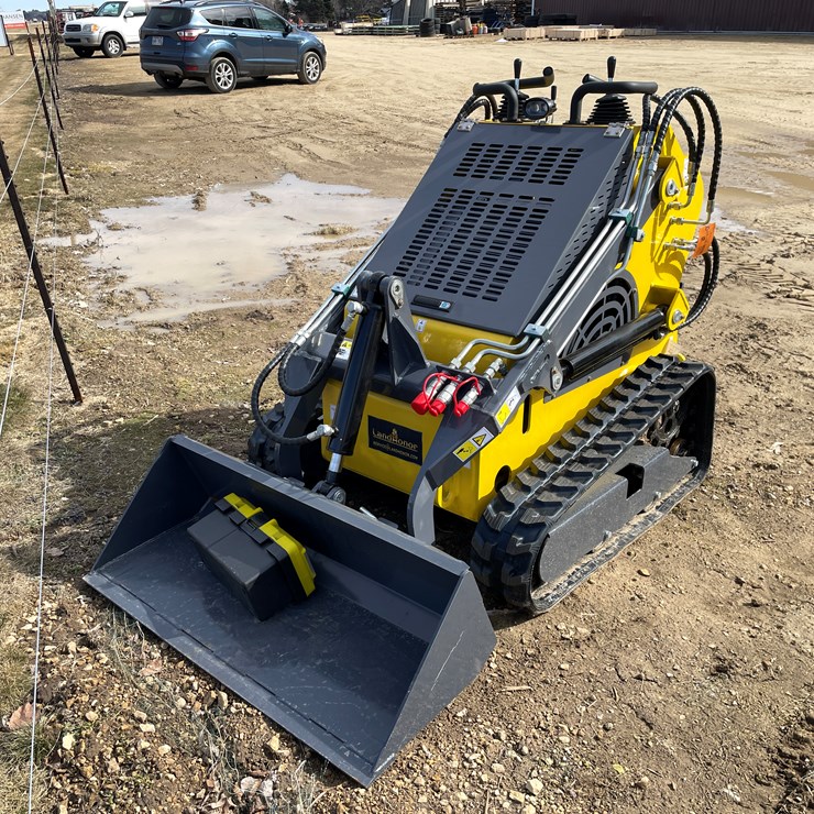 #213 • Landhonor Mini Skid Steer Loader