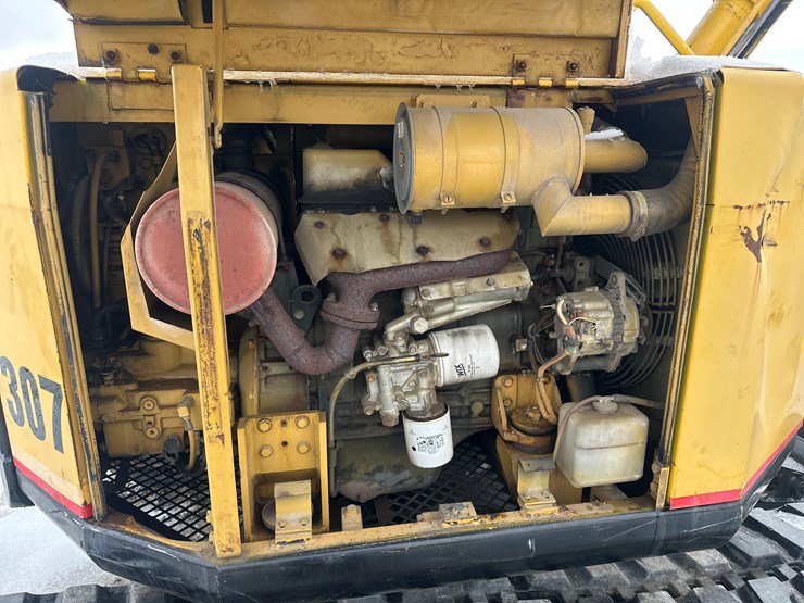 caterpillar-307-image-48