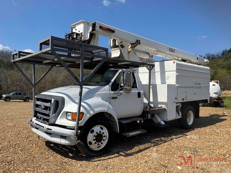 2003-ford-f750-xl-image-7