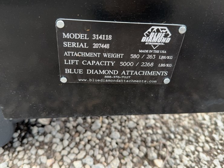 #2034-•-blue-diamond-96"-skid-steer-pallet-forks-image-3