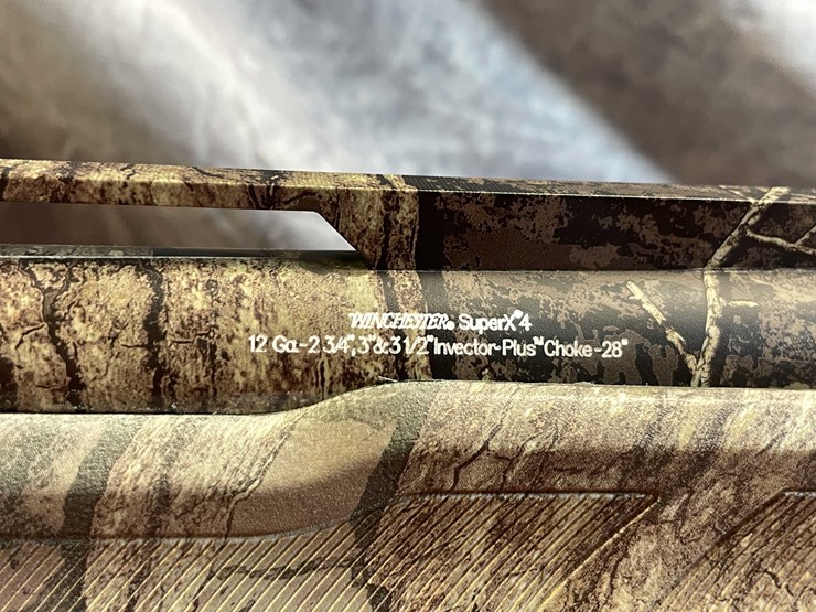 #10090-•-winchester-sx4-,-12-ga.-semi-auto-shotgun,-sn:-pt19453yw11k-image-12