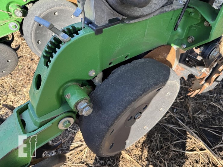 john-deere-1770-image-64