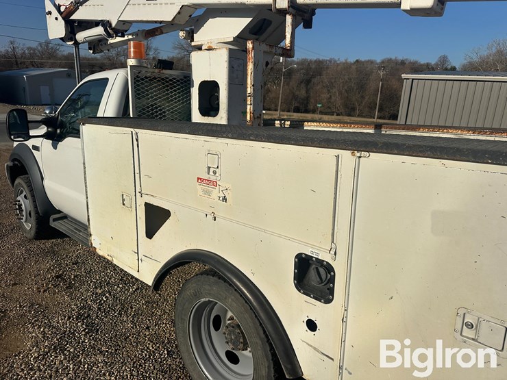 2007-ford-f550-image-10