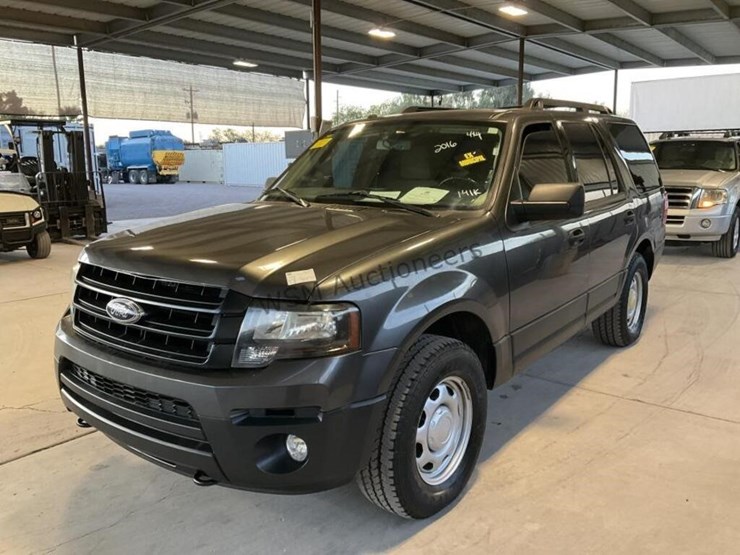 2016-ford-expedition-image-4