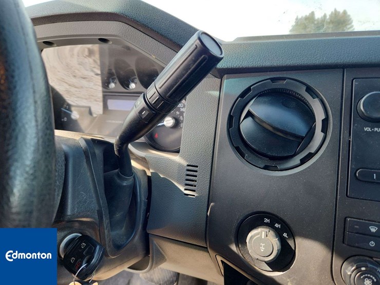 2014-ford-f350-image-21