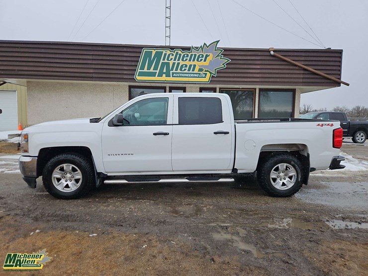 2018-chevrolet-silverado-1500-image-2