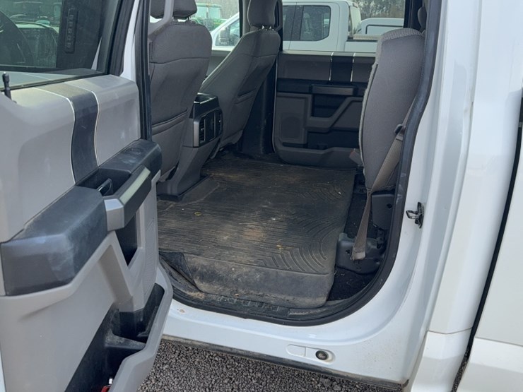 2016-ford-f150-image-14