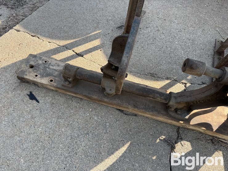 antique-farm-tools-image-13