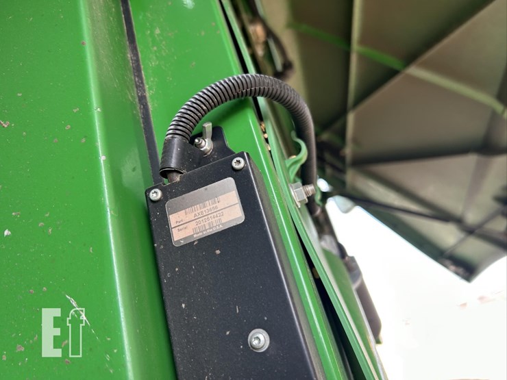 2012-john-deere-s690-image-51