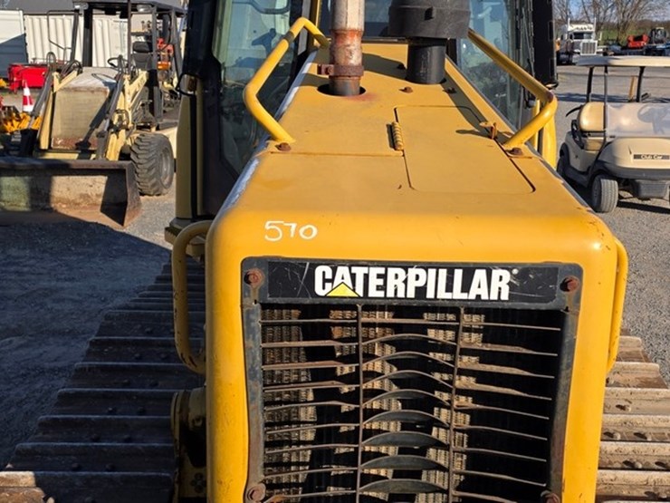 2005-caterpillar-d4g-xl-image-50