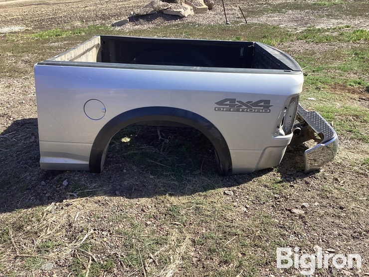 2018-dodge-ram-2500-image-8