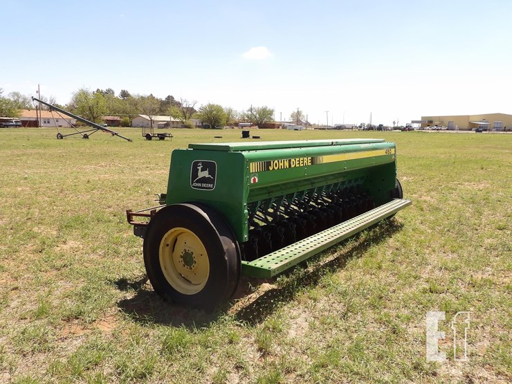 john-deere-450-image-3