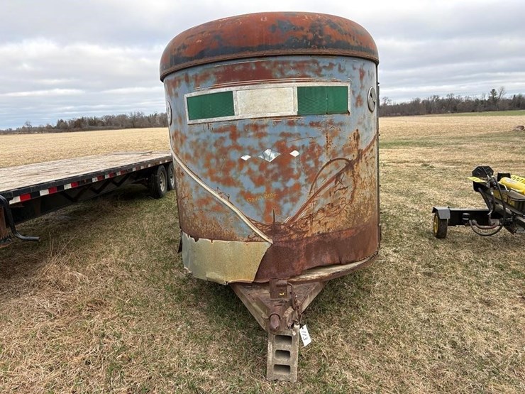 tandem-axle-13'-cattle-trailer-image-2
