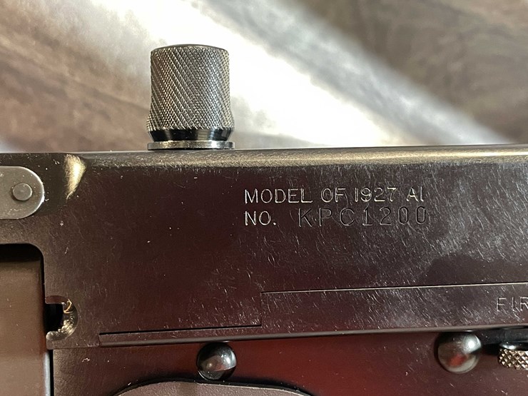 #10055-•-thompson-1927a-1c-ltw-dlx,-45-acp-semi-auto-rifle,-sn:-kpc1200-image-14