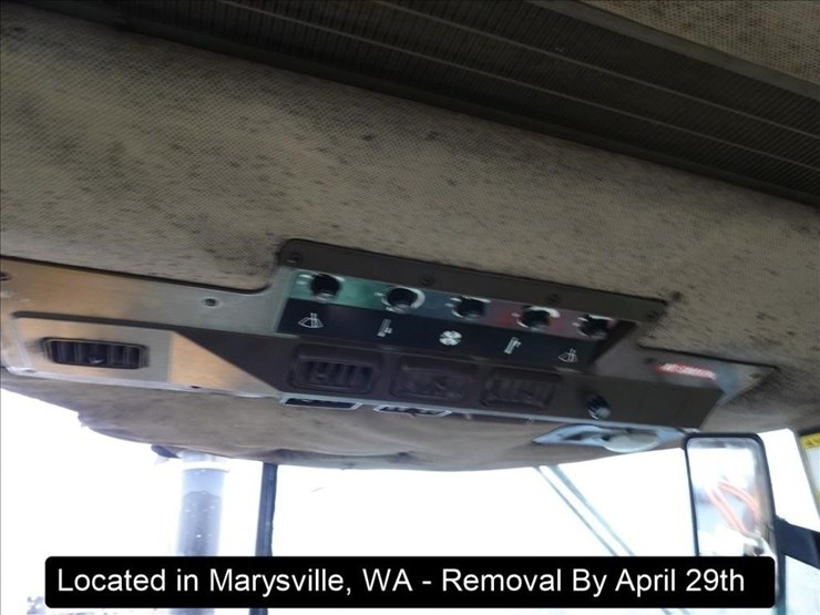 john-deere-4055-image-10