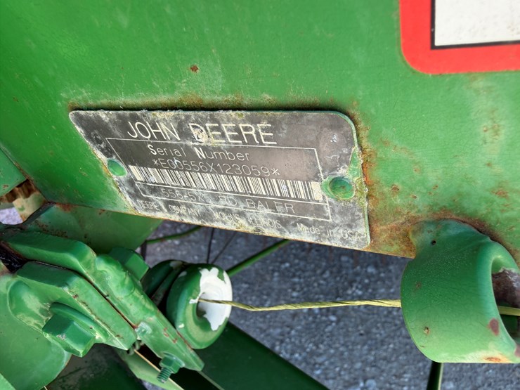 john-deere-556-image-4