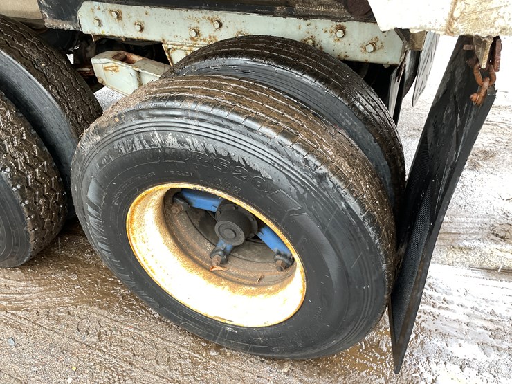 1979-summit-end-dump-image-11