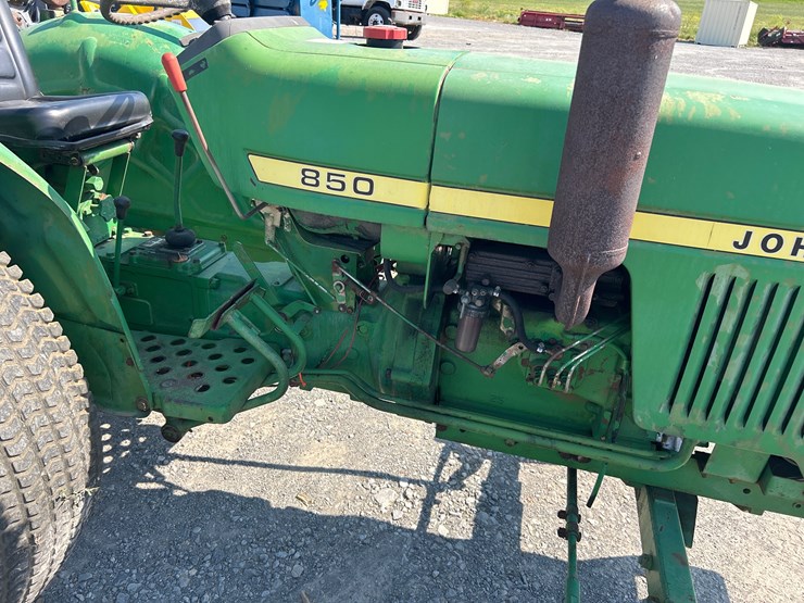 john-deere-850-image-7