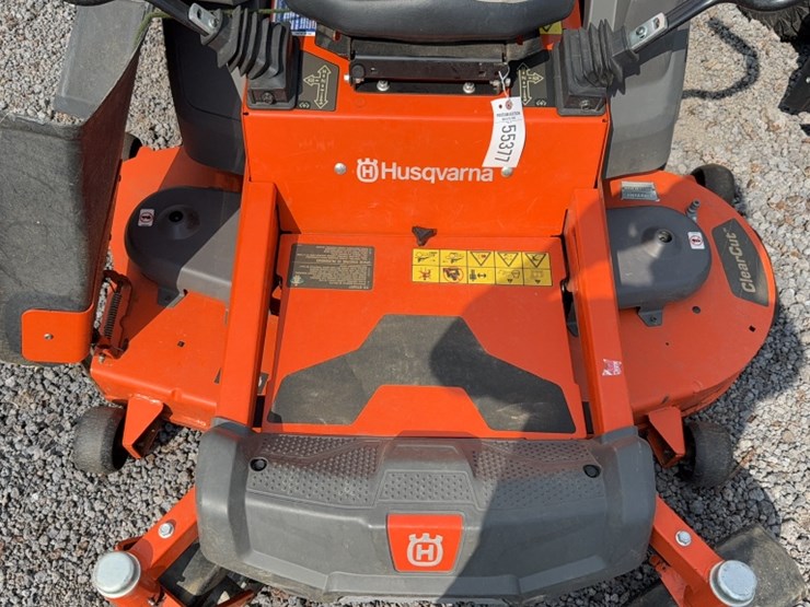 #4081-•-husqvarna-z254f-zero-turn-mower-image-5