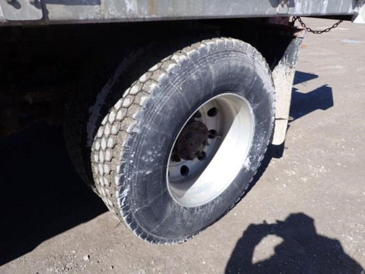 2017-ford-f750-image-39