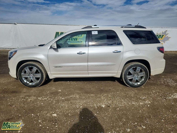 2014-gmc-acadia-denali-image-6