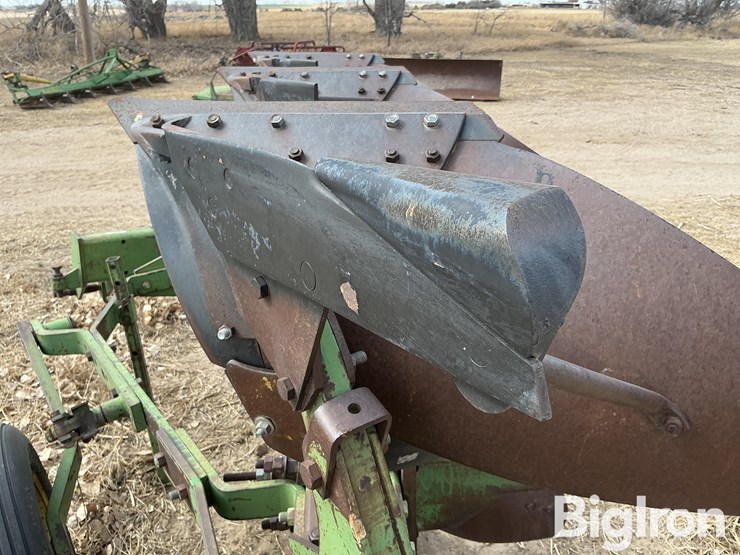 john-deere-4200-image-12