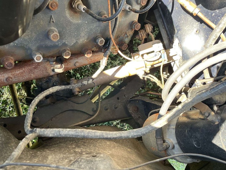 1948-ford-super-deluxe-convertible-image-101