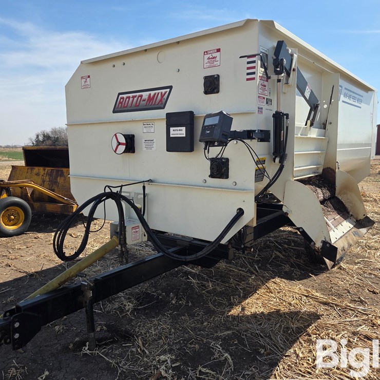 2015 ROTO MIX 414-14B