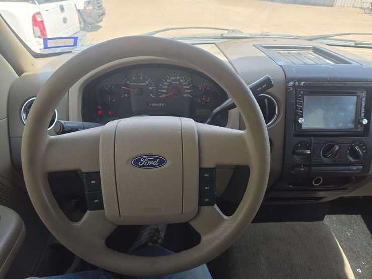 2006-ford-f150-xlt-image-14