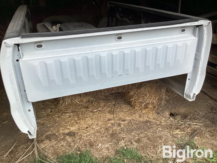 2015-gmc-sierra-3500-image-9