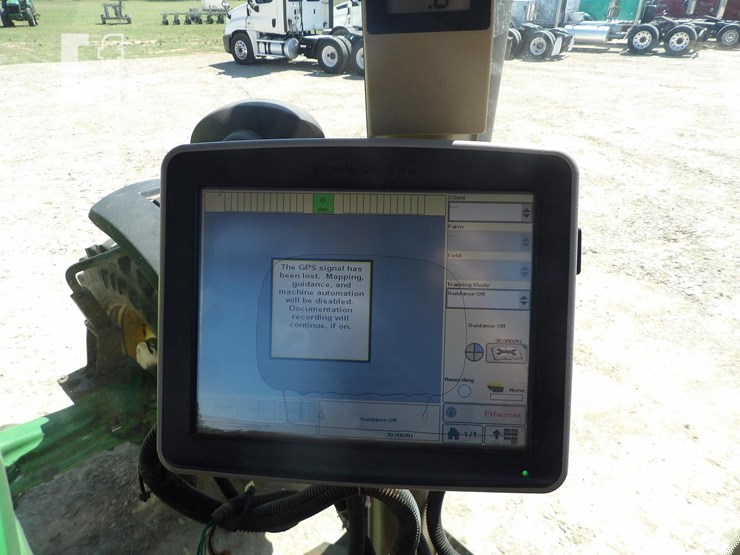 john-deere-8320-image-27