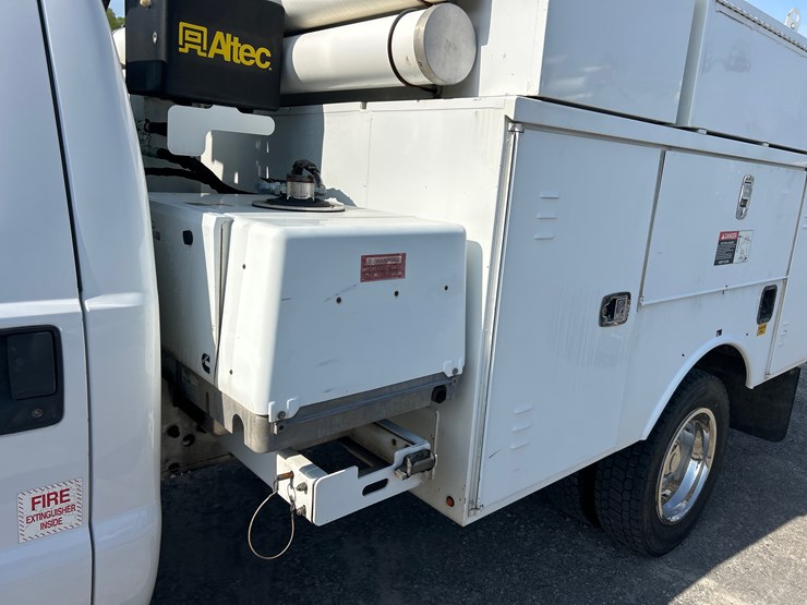 2013-ford-f450-image-10